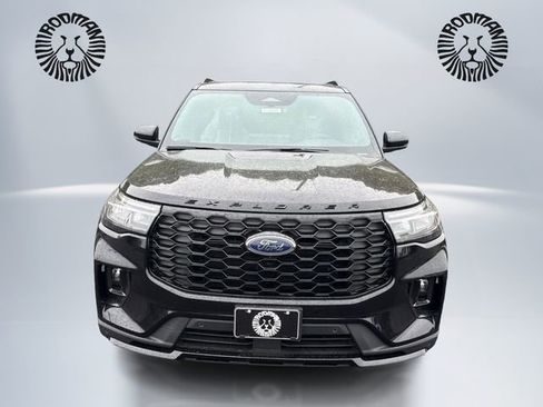 New 2026 Ford Explorer ST-Line AWD/4WD image 2