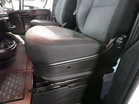 New 2026 RAM ProMaster 1500 w/ Convenience Group image 9