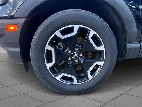 Used 2023 Ford Bronco Sport Outer Banks image 11