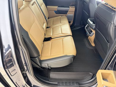 Used 2021 Ford F150 Lariat w/ Equipment Group 502A High image 28