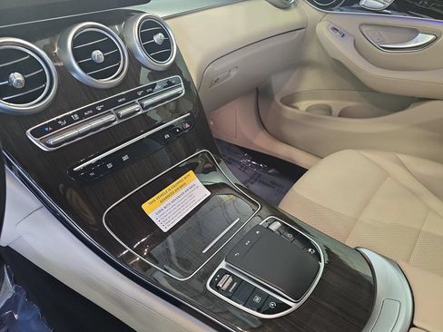 Certified 2020 Mercedes-Benz GLC 300 image 26