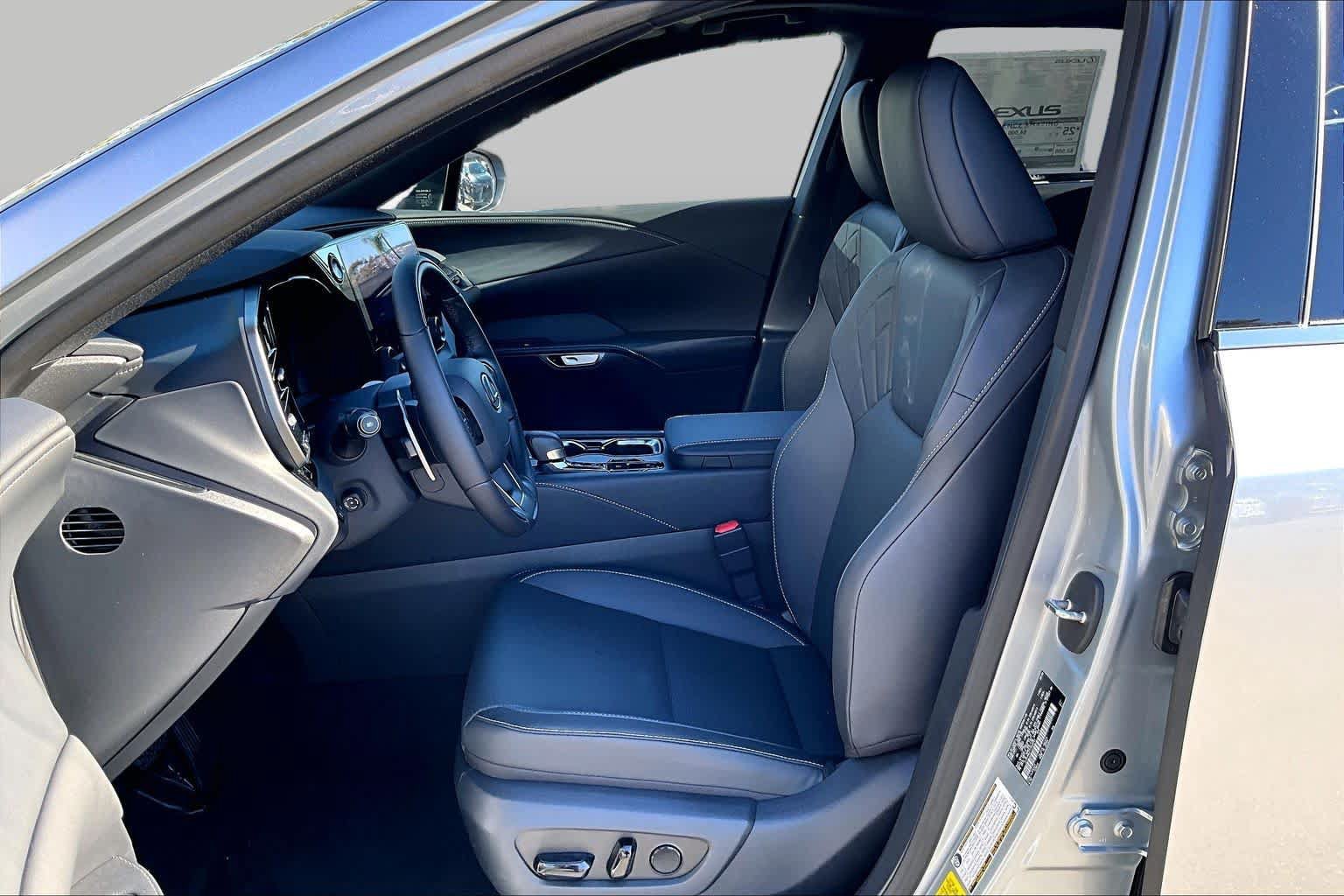 New 2026 Lexus RX 350 Premium w/ Accessory Package (Z1) FWD image 18
