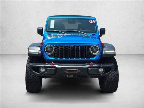 Used 2024 Jeep Wrangler Unlimited Rubicon w/ XTREMEE 35" Tire Package AWD/4WD image 2