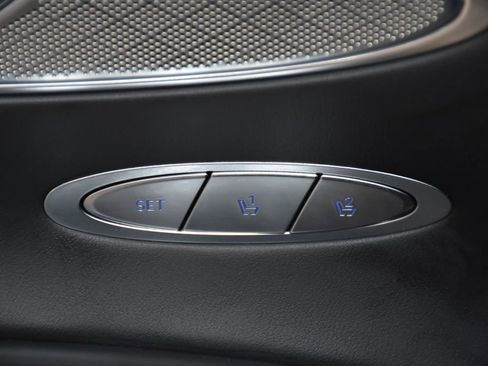 Used 2023 Genesis GV70 2.5T w/ Sport Prestige Package image 18