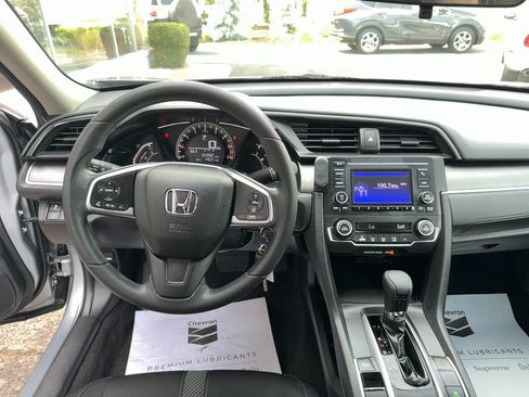 Used 2018 Honda Civic LX image 7