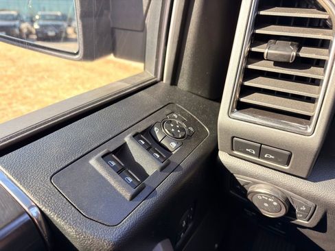 Used 2019 Ford F150 Raptor w/ Equipment Group 802A Luxury image 28