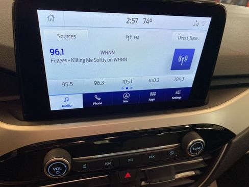 Used 2021 Ford Escape SEL w/ Technology Package AWD/4WD image 21