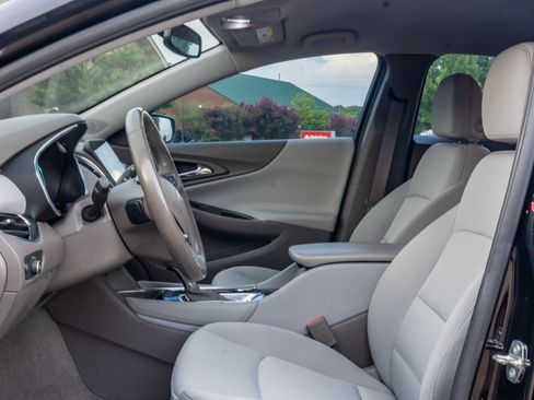 Used 2018 Chevrolet Malibu LT FWD image 11