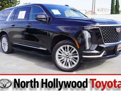 Used 2025 Cadillac Escalade ESV Premium Luxury