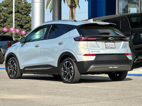 Used 2022 Chevrolet Bolt EUV Premier w/ Sun & Sound Package image 3