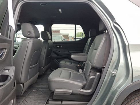 Used 2023 Chevrolet Traverse LT w/ LPO, Floor Liner Package AWD/4WD image 10