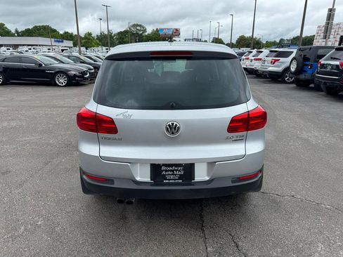 Used 2013 Volkswagen Tiguan S AWD/4WD image 4