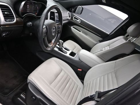 Used 2018 Jeep Grand Cherokee Limited RWD image 20