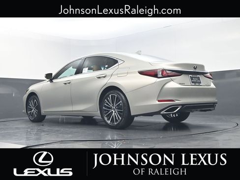 New 2025 Lexus ES 350 350 image 17