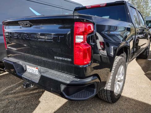 Used 2023 Chevrolet Silverado 1500 Custom image 13