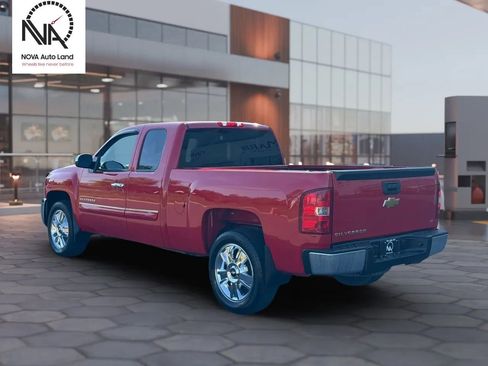 Used 2013 Chevrolet Silverado 1500 LT AWD/4WD image 7
