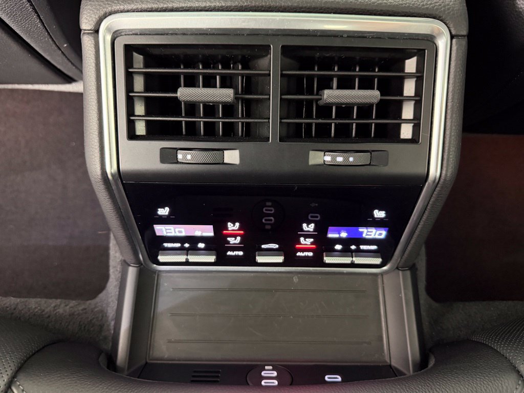 Certified 2023 Porsche Panamera RWD image 43
