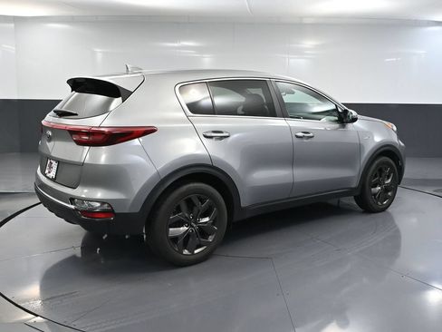 Used 2022 Kia Sportage LX w/ LX AWD Value Edition Package image 6