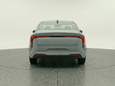 Used 2025 Kia K4 LXS image 7