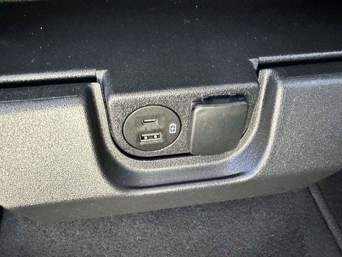 Certified 2023 Ford F150 XLT image 14