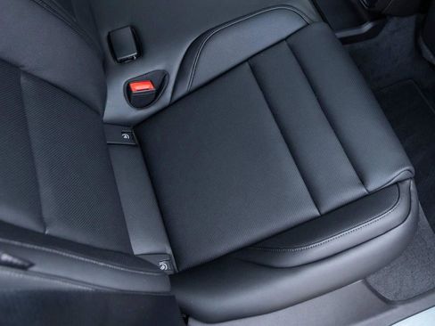 New 2026 Porsche Taycan image 81