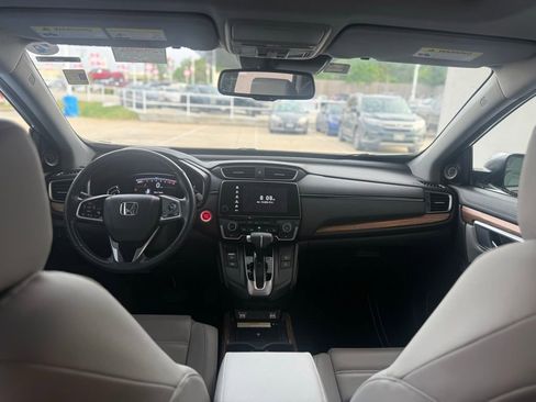 Used 2020 Honda CR-V Touring image 17