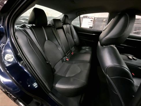 Used 2022 Toyota Camry XSE FWD image 28
