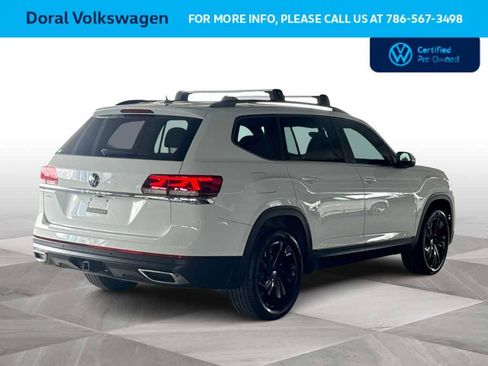 Certified 2022 Volkswagen Atlas SE w/ Panoramic Sunroof Package image 8