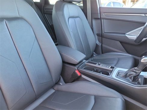 Used 2022 Audi Q3 2.0T Premium w/ Convenience Package image 22