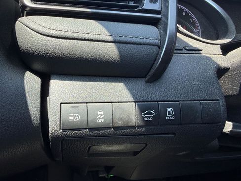 Used 2021 Toyota Camry LE w/ Carpet Mat Package (TMS) AWD/4WD image 11