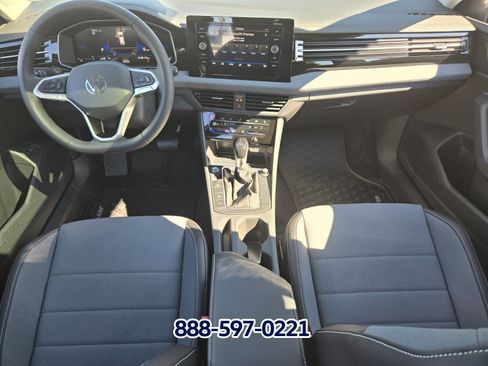 New 2026 Volkswagen Jetta SE FWD image 11
