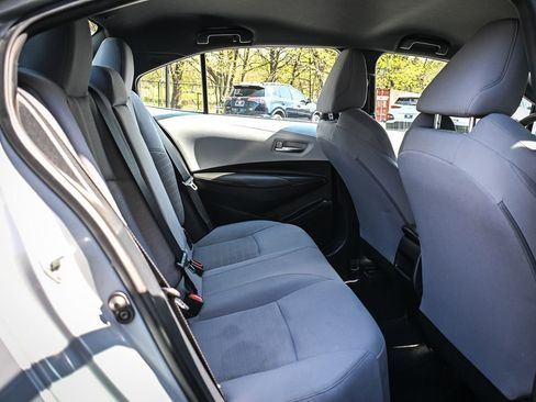 Used 2022 Toyota Corolla SE w/ Carpet Mat Package (TMS) image 16