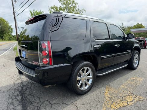 Used 2008 GMC Yukon Denali AWD/4WD image 6