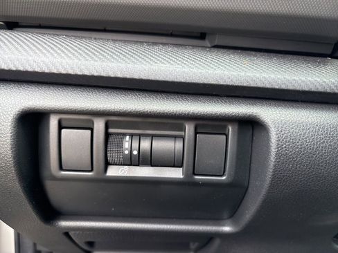 Used 2025 Subaru Crosstrek 2.5i Limited image 29