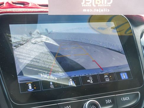 Used 2023 Chevrolet Equinox Premier image 22