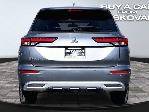 Used 2024 Mitsubishi Outlander SE AWD/4WD image 4