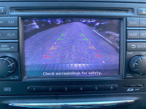 Used 2013 Nissan Rogue SV w/ Premium Pkg image 21