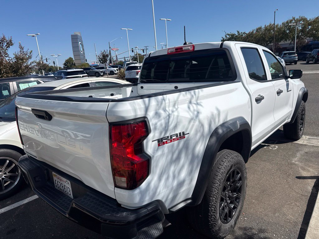 Used 2023 Chevrolet Colorado Trail Boss AWD/4WD image 2