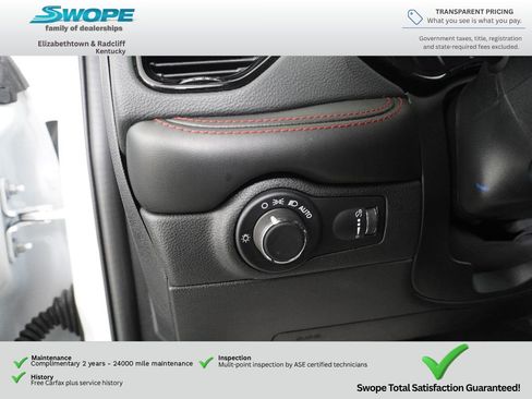 Used 2024 Dodge Durango R/T AWD/4WD image 16