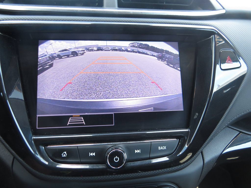 Certified 2023 Chevrolet TrailBlazer LT w/ Convenience Package FWD image 50