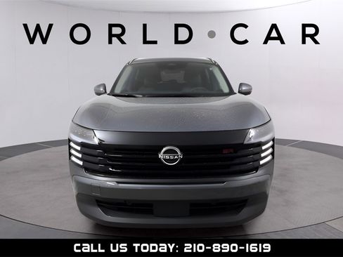 Used 2025 Nissan Kicks SR image 3