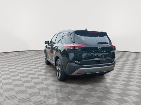 Certified 2023 Nissan Rogue SL w/ SL Premium Package AWD/4WD image 9