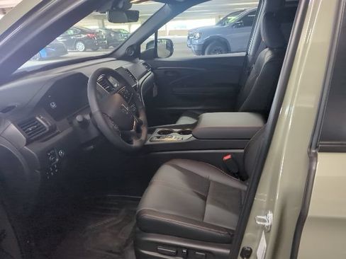 Used 2026 Honda Ridgeline TrailSport image 3