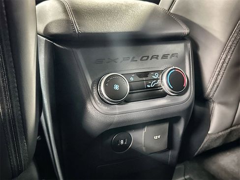 New 2026 Ford Explorer Active image 28
