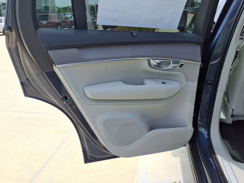 New 2026 Volvo XC90 B6 Ultra w/ Protection Package Premier AWD/4WD image 21
