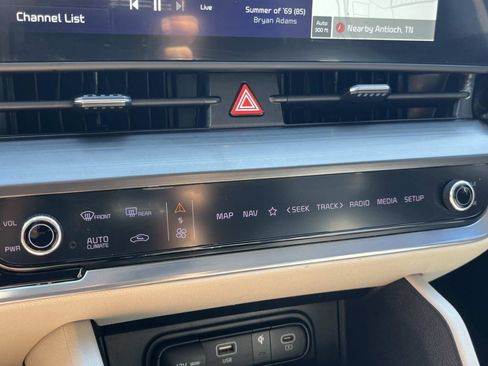 Used 2023 Kia Sportage EX FWD image 33