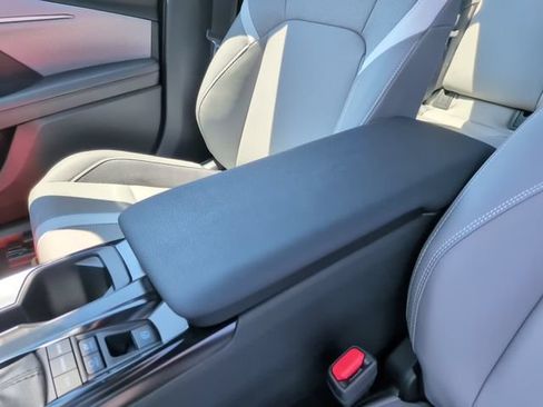 Used 2026 Toyota Camry SE w/ Convenience Package FWD image 21