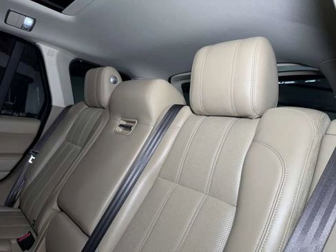 Used 2013 Land Rover Range Rover HSE AWD/4WD image 21