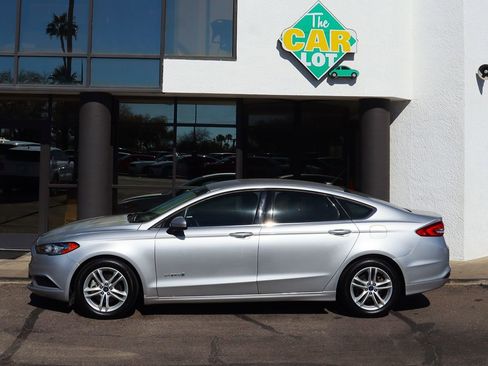 Used 2018 Ford Fusion S image 8