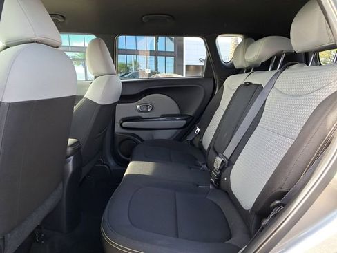 Used 2015 Kia Soul + w/ Audio Package image 11
